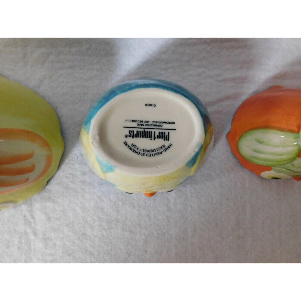 Pier One 1 Imports 4 Piece Owl Nesting Measuring Cup Bowl Set CERAMIC